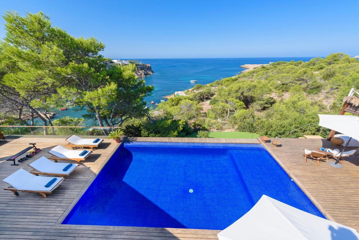 Villa Can Azul - Housity