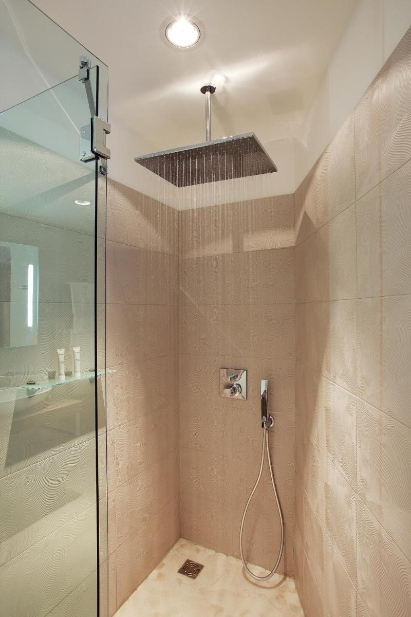 Salle de bains dans l'établissement Petit Hôtel Confidentiel
