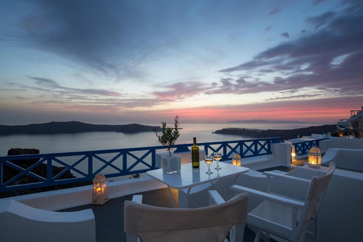 Annio Santorini - Housity