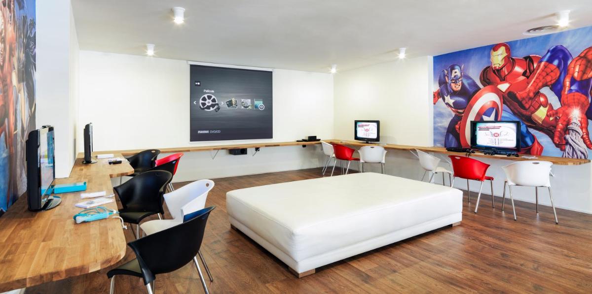 Cama o camas de una habitación en H10 Conquistador