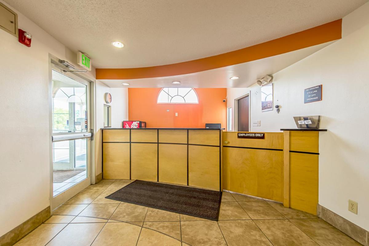 Motel 6 Indianapolis Carmel - Housity