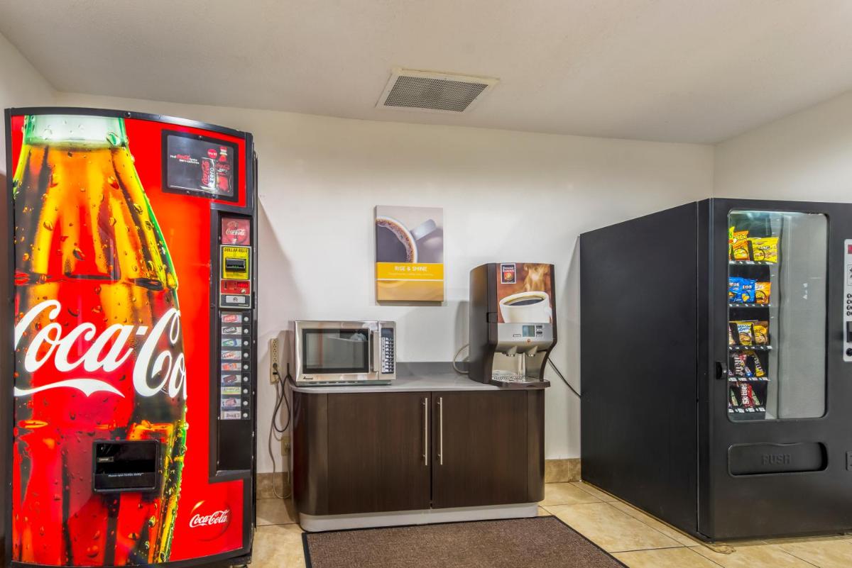 Motel 6 Indianapolis Carmel - Housity