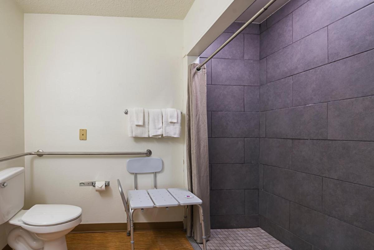 Motel 6 Indianapolis Carmel - Housity