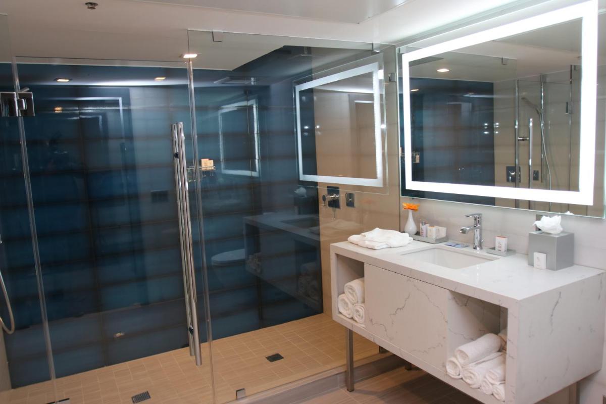 Suitetrails - BLVD Hotel & Studios- Walking Distance to Universal Studios Hollywood
