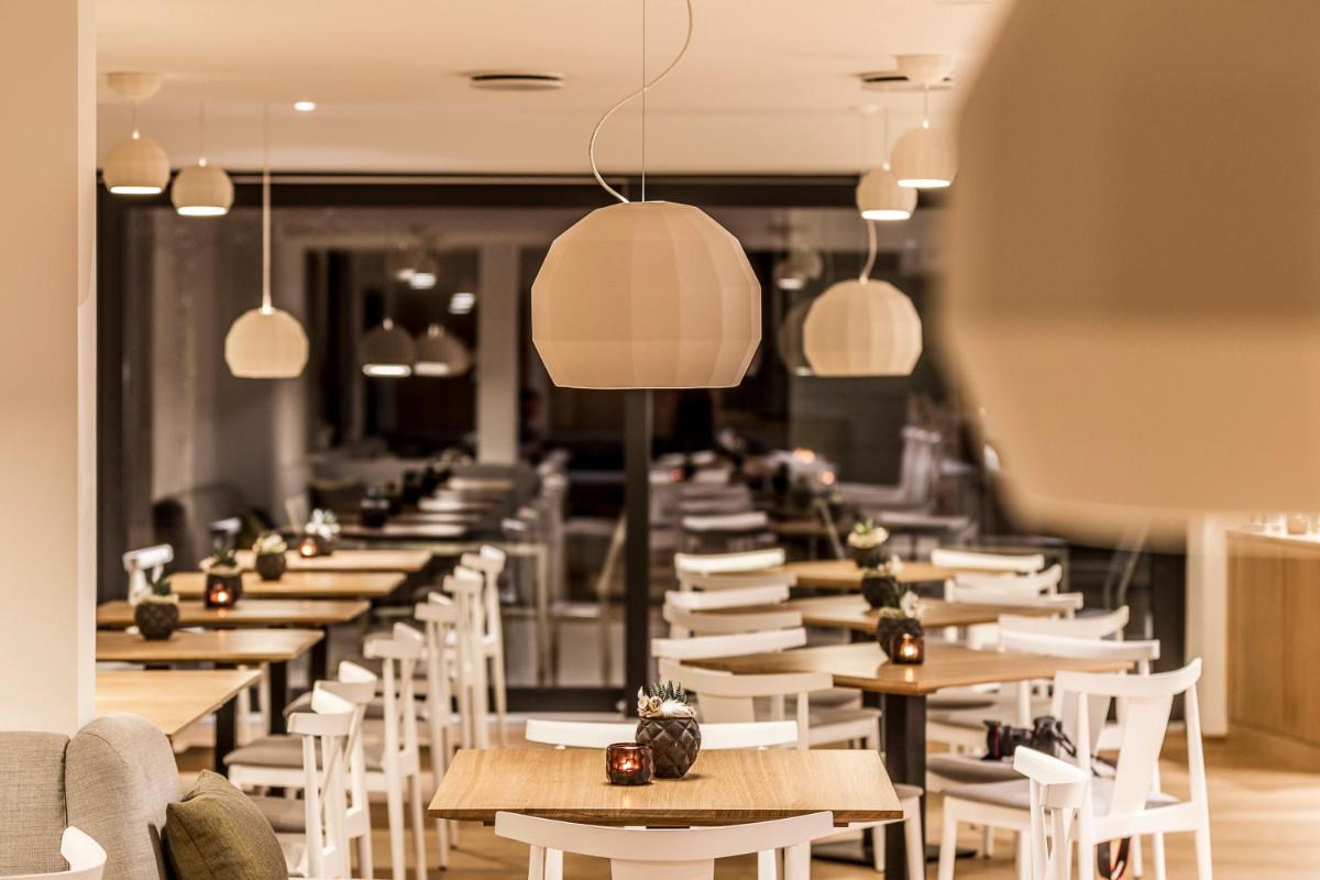 Gyger Restaurant Confiserie B&B - Housity