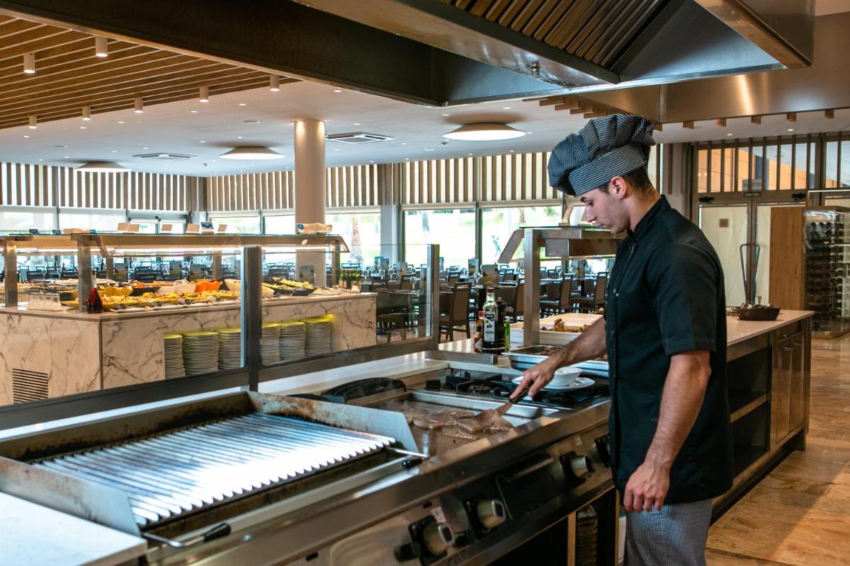 Clientes alojados en RVHotels Ametlla Mar