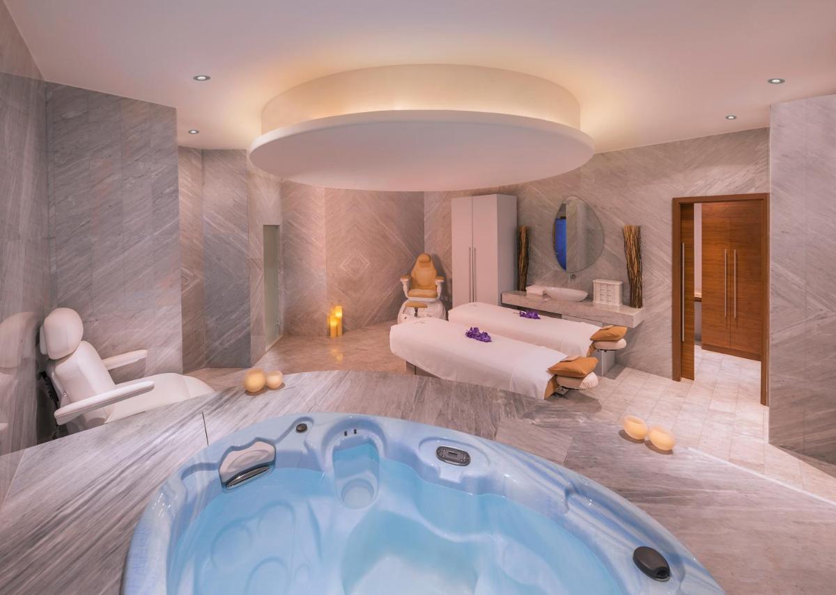 The Retreat Palm Dubai MGallery by Sofitel - Housity