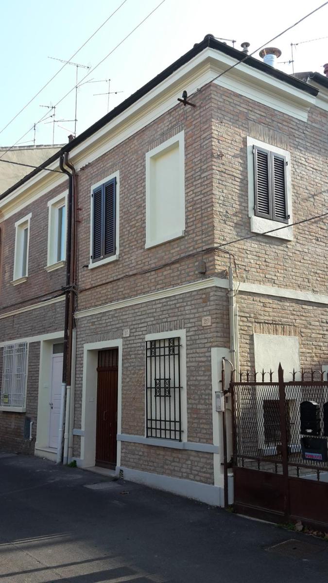 La Casetta Ferrara B&B - Housity