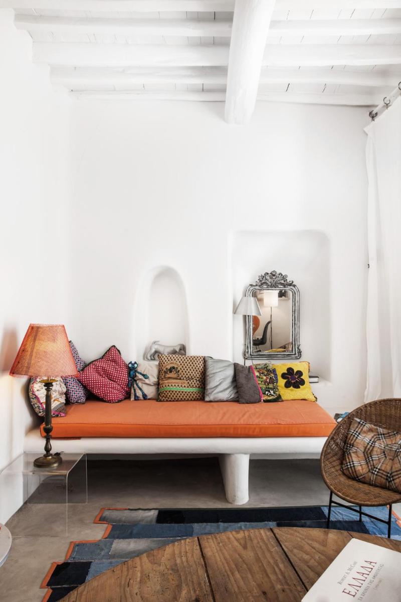 Eclectic & Artistic house in Mykonos town - Housity