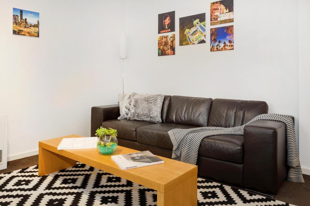 Melbourne Villa - Housity