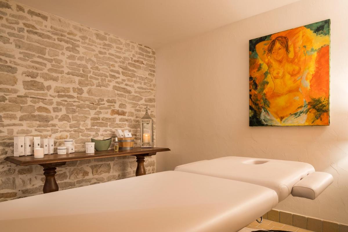 Spa ou équipements de bien-être de l'établissement Château de Fleurville & Spa