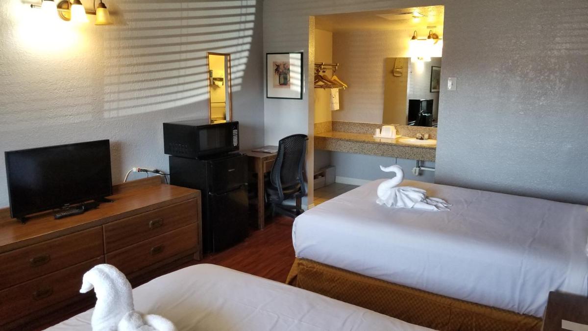 Santa Fe Inn - Pueblo - Housity
