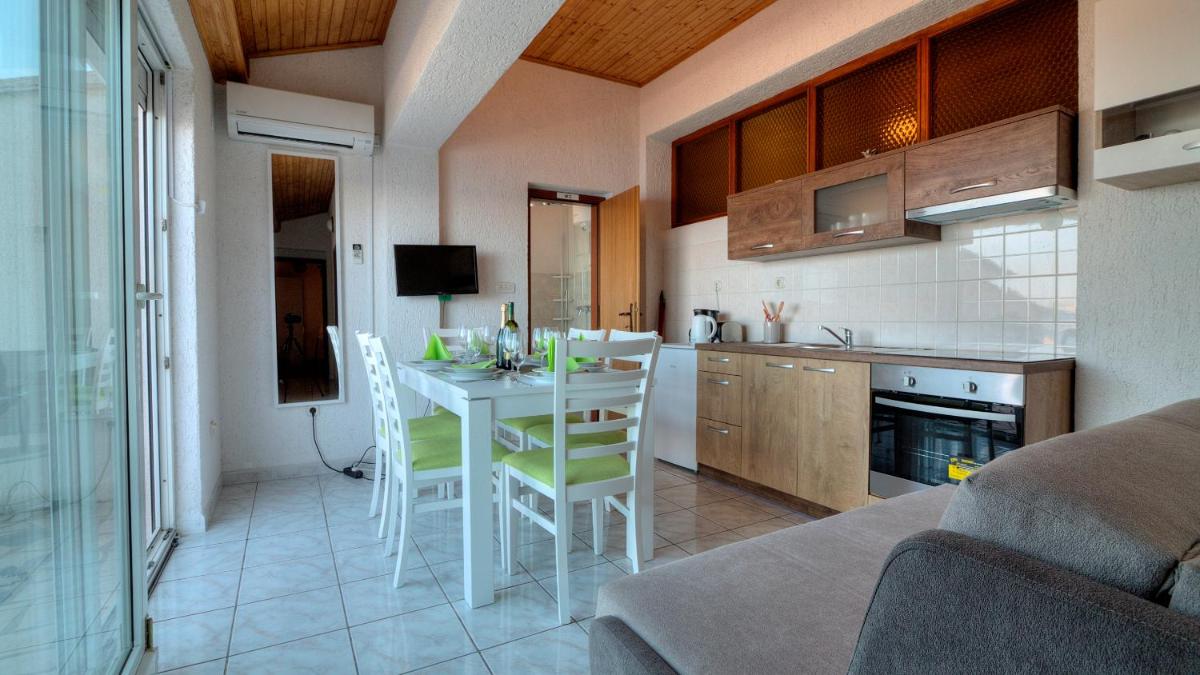 Senj Apartment - Housity