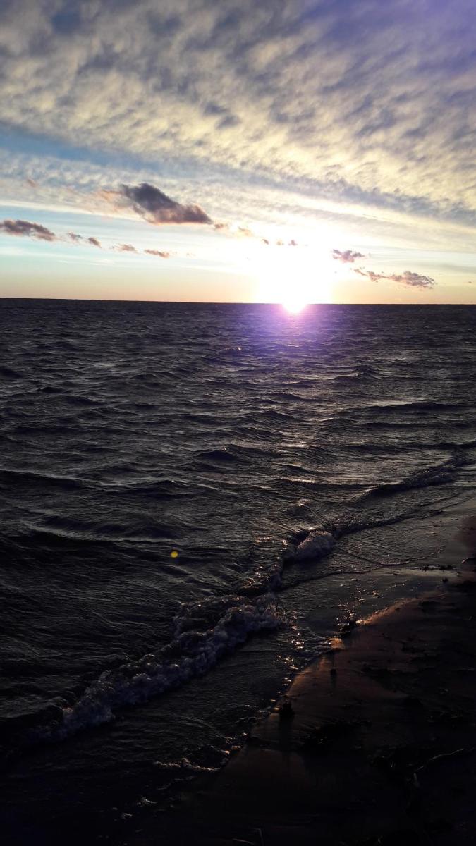 Ainaži - Housity