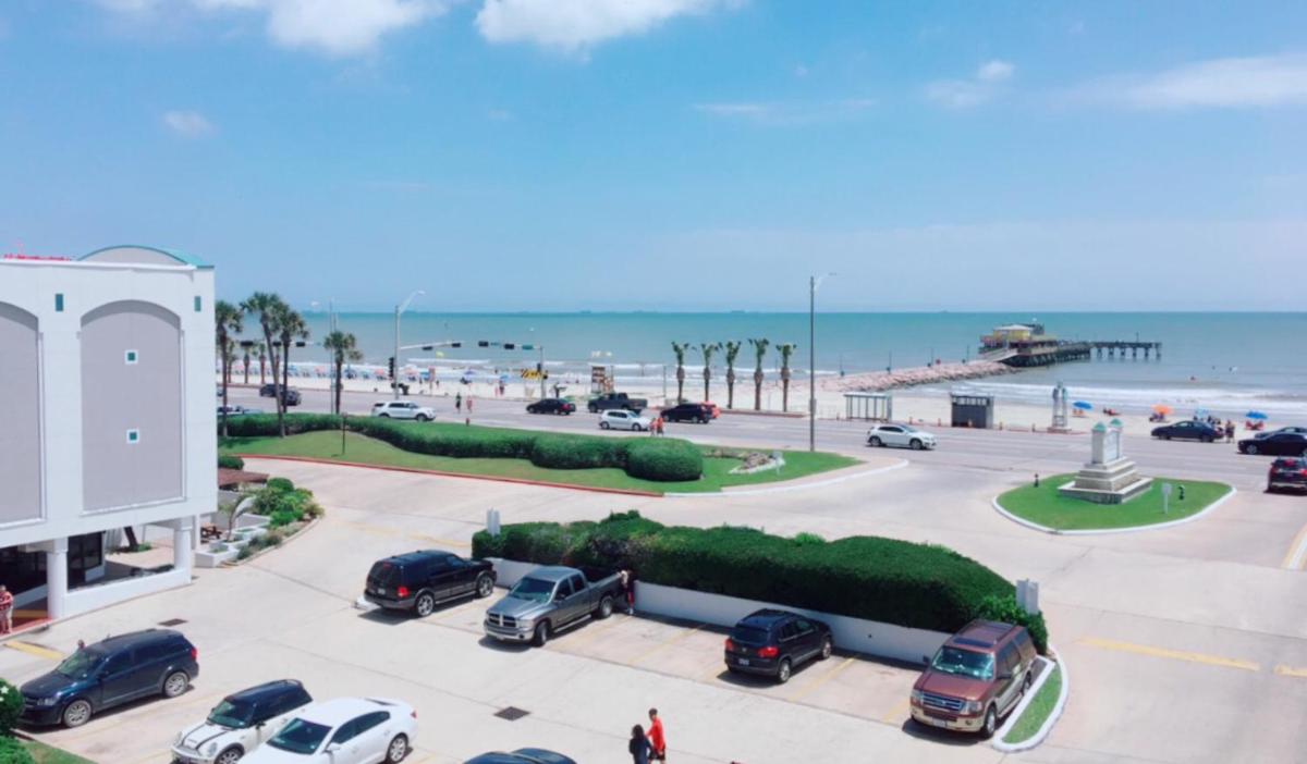 Casa Del Mar Unit 361 - Housity