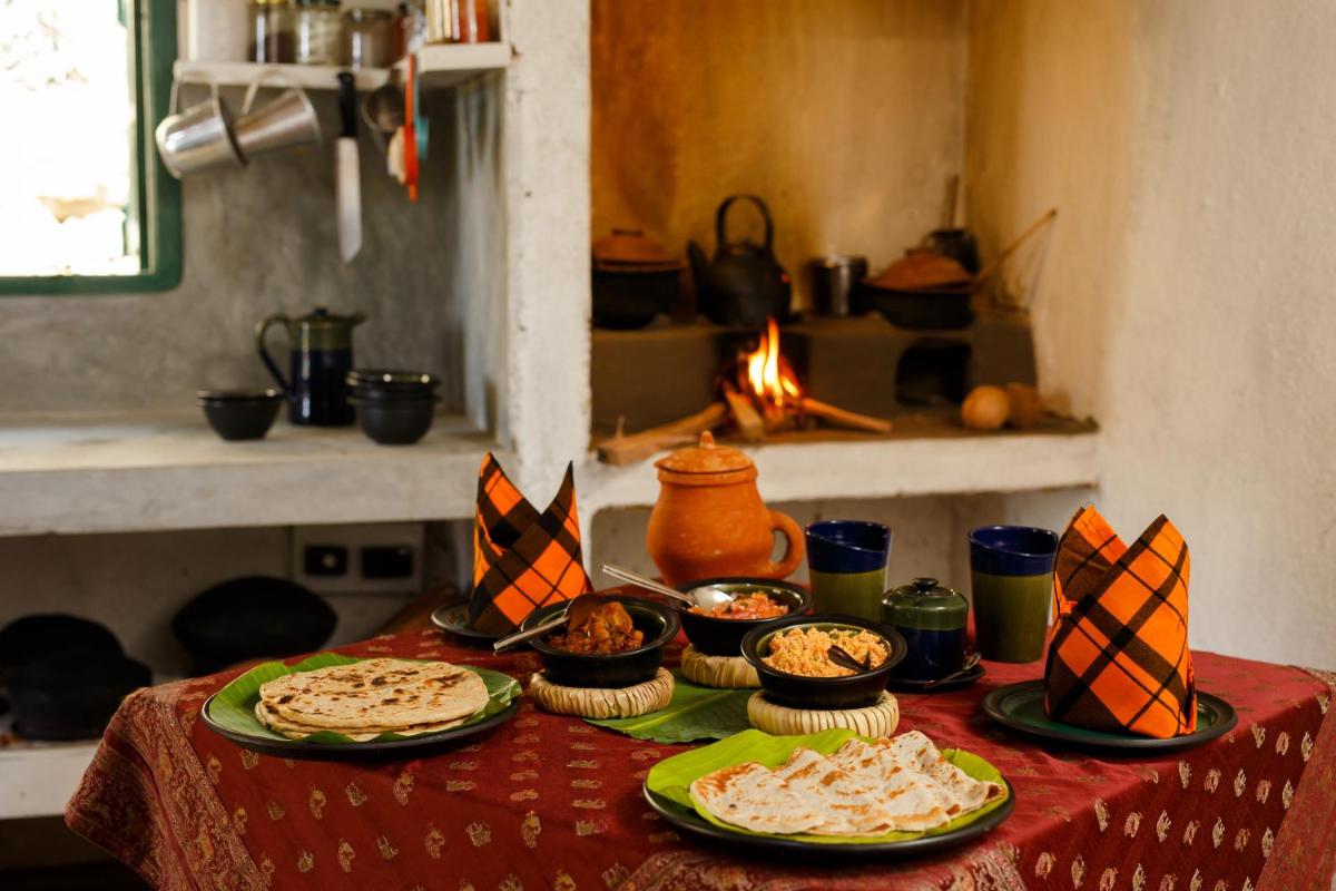 Meena Amma's Tea Experience - Housity