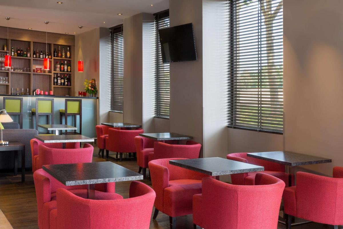 Best Western Seine West Hotel - Housity