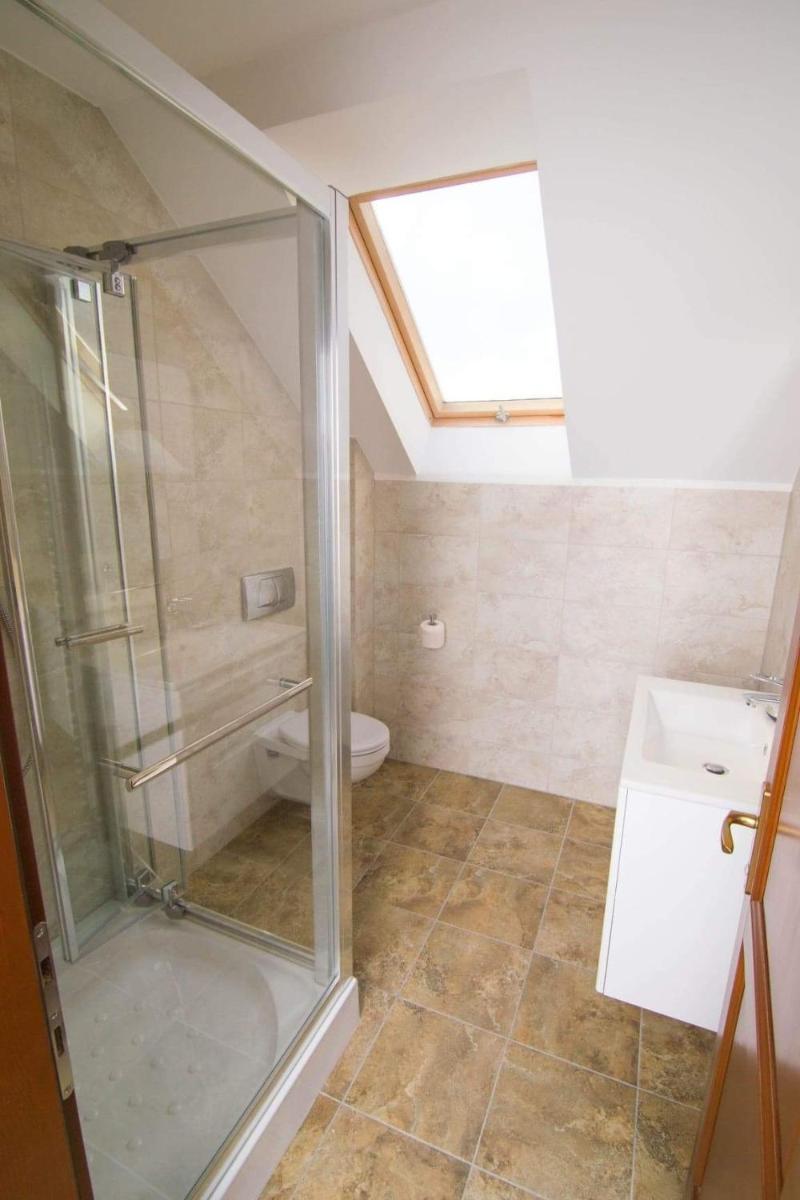 Continental Boutique Rooms - Housity