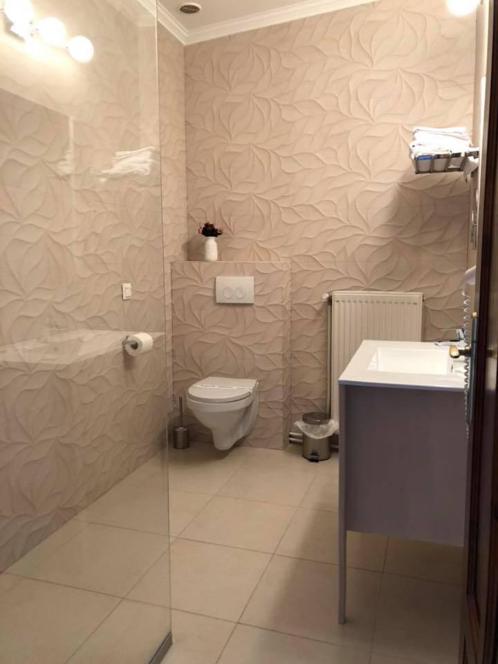 Hotel Melody - Housity