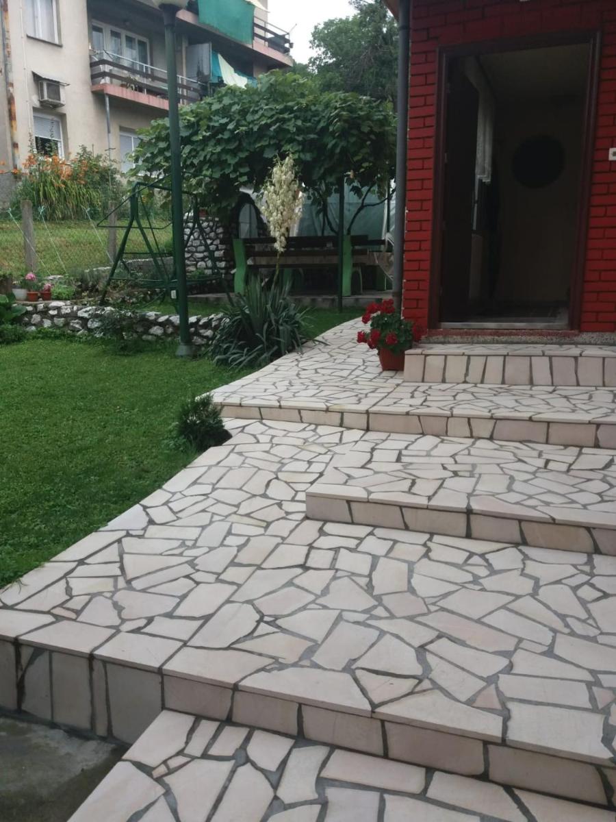 Guesthouse Irac - Housity