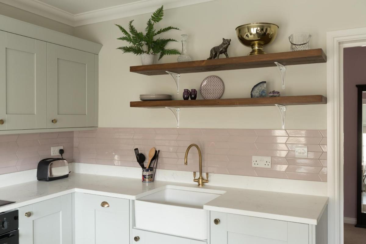 Vesta Central Bath Apartment - Housity