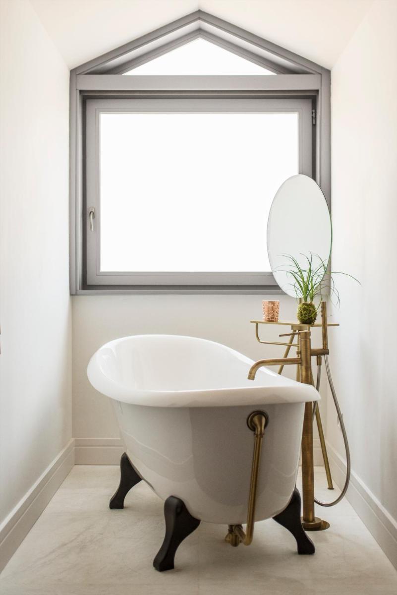 Un baño de Gran Hotel Inglés - The Leading Hotels of the World
