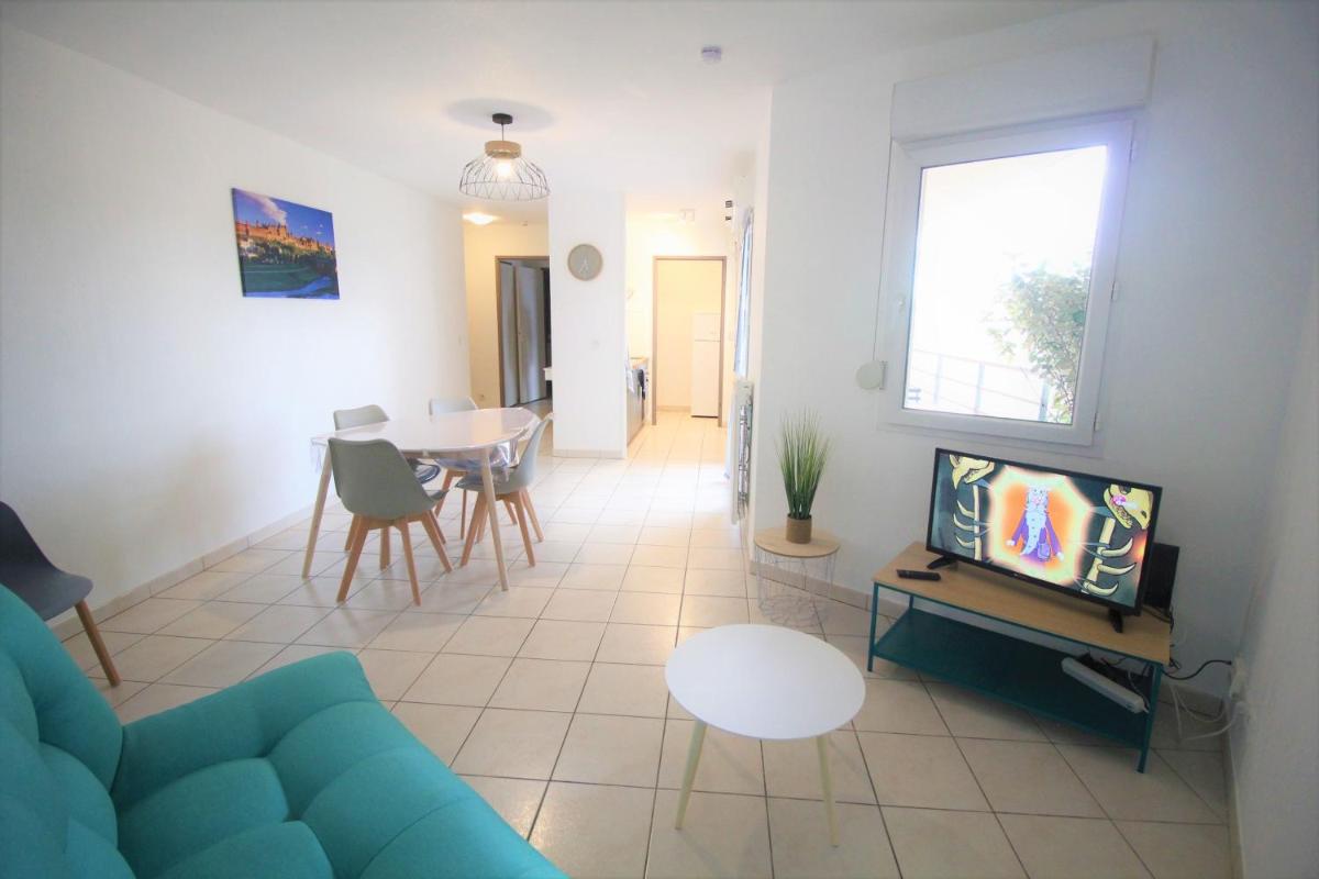 Tout confort ! Calme, Climatisation, Parking gratuit, Grande Terrasse, Ascenseur, Wifi - Housity