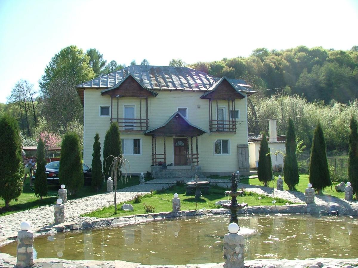 Suitetrails - Paradise Garden -Rooms