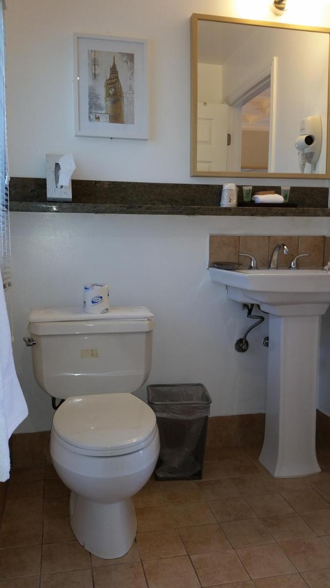 Marin Lodge - Housity
