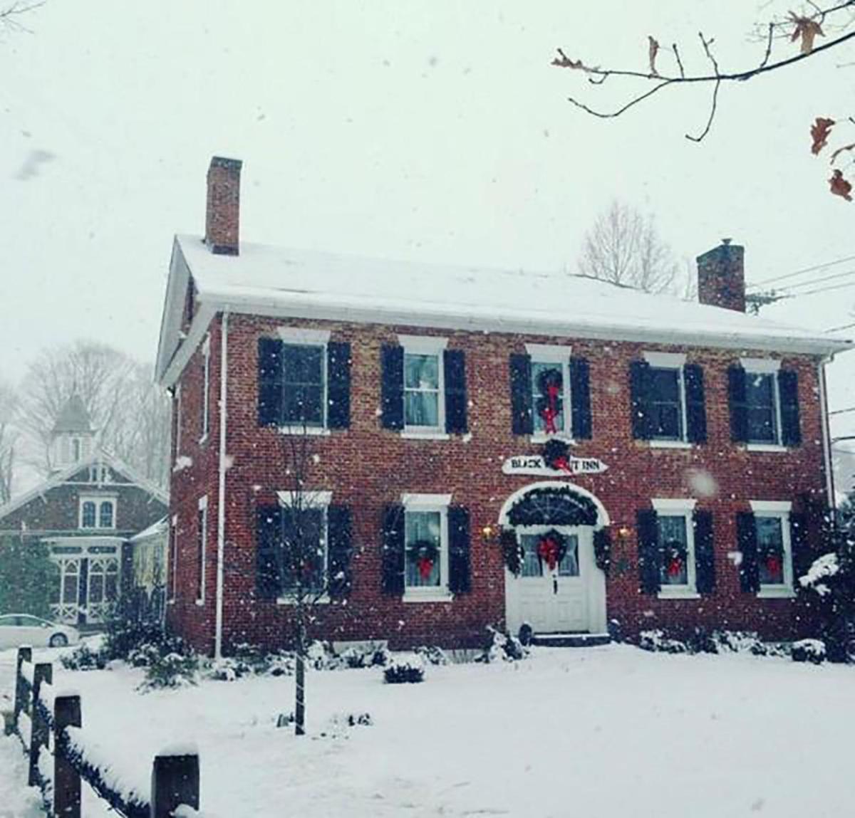 The Black Walnut Inn - Housity