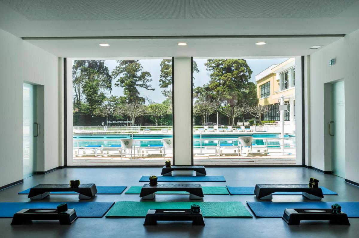 A piscina em ou perto de Grande Hotel De Luso