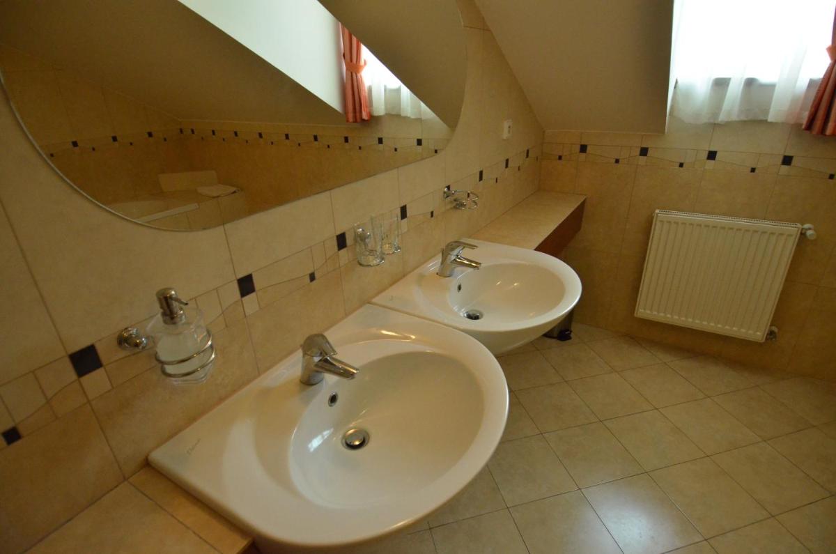 Hotel Vion - Hizvo