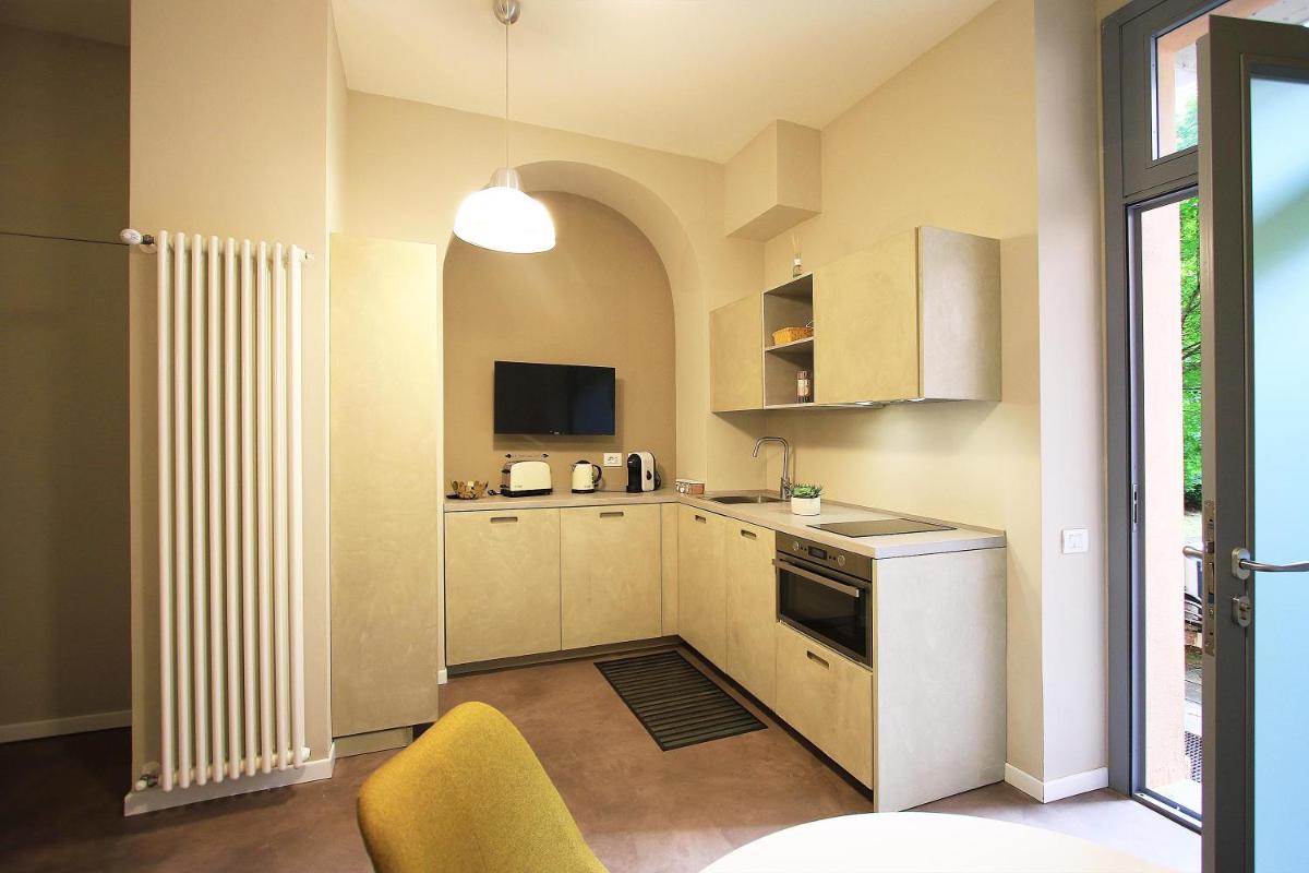 Game house in the center - Housity