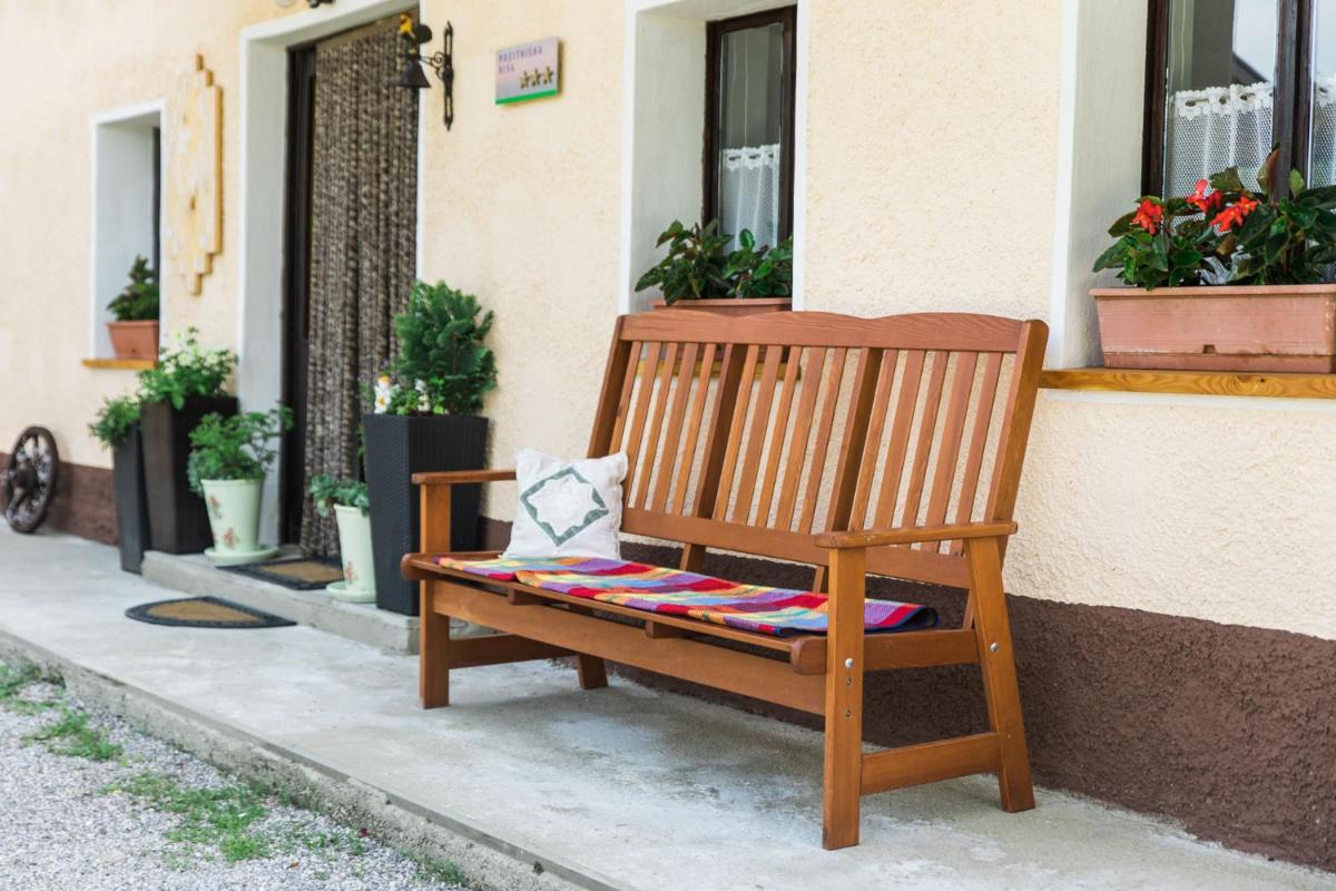 Počitniška hiša Pologar - Housity