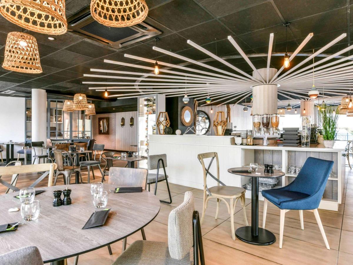 Restaurant ou autre lieu de restauration dans l'établissement ibis styles La Rochelle Thalasso Chatelaillon