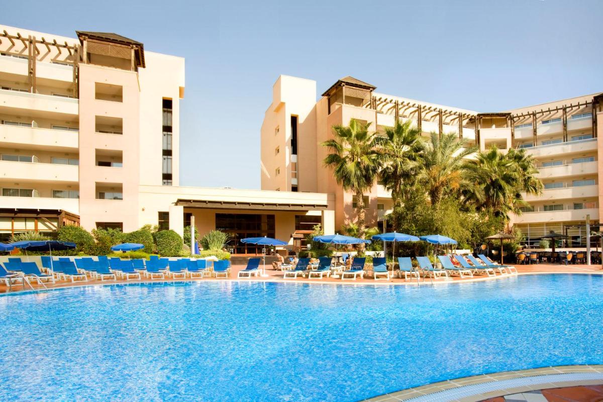 Piscina en o cerca de H10 Salauris Palace