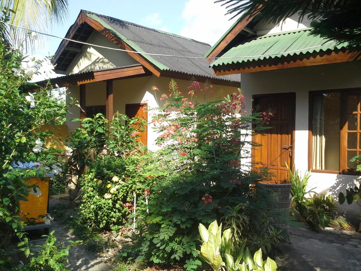 Arnel Bungalows - Hizvo