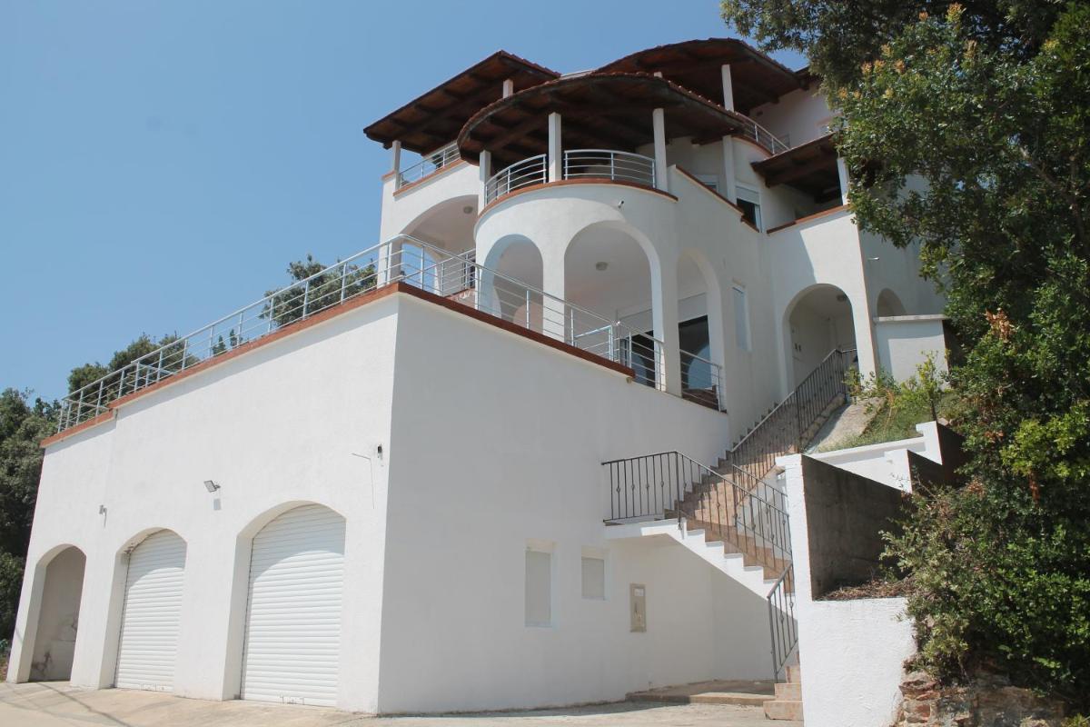 Aleksandra Vacation home - Housity