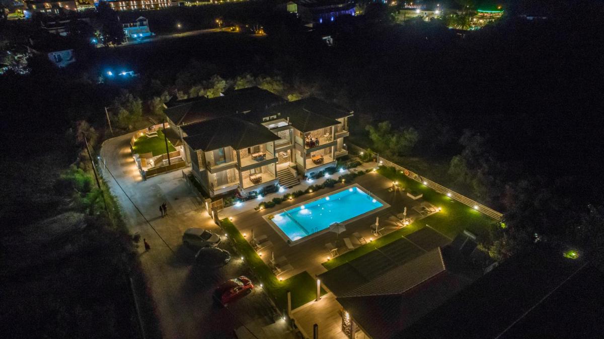Zante Suites - Housity