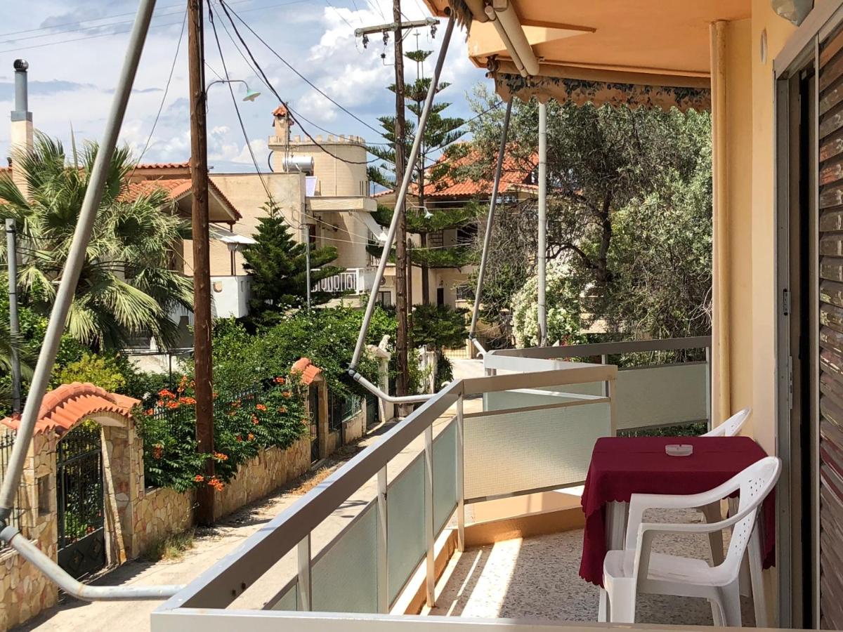 Summer House close to the sea @ Almiri, Corinth - Housity