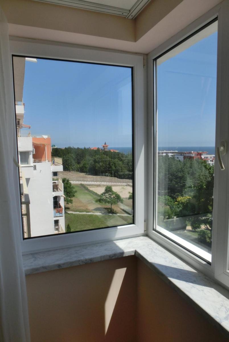 Sea View Crown apartment on complex with pools and beach, Sveti Vlas - Hizvo