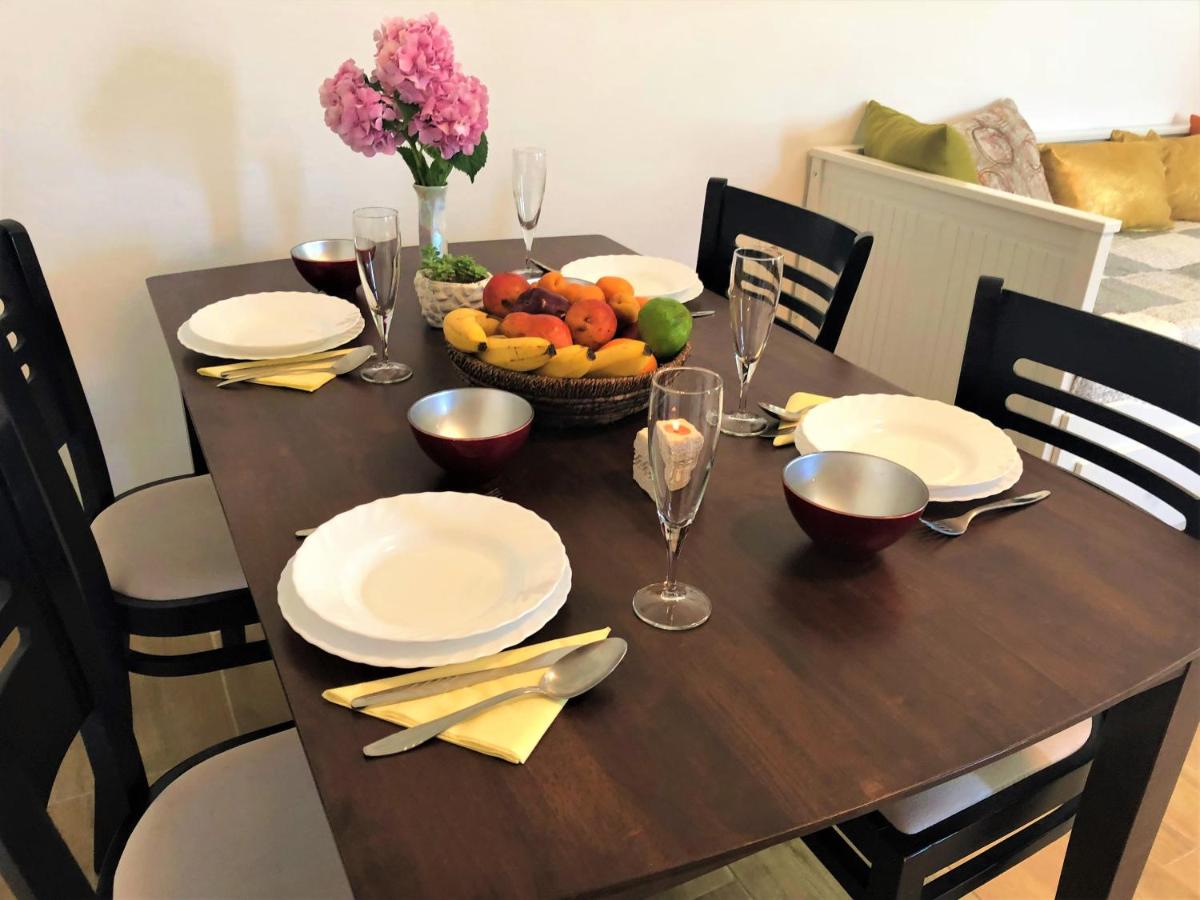 Apartments Village - Housity