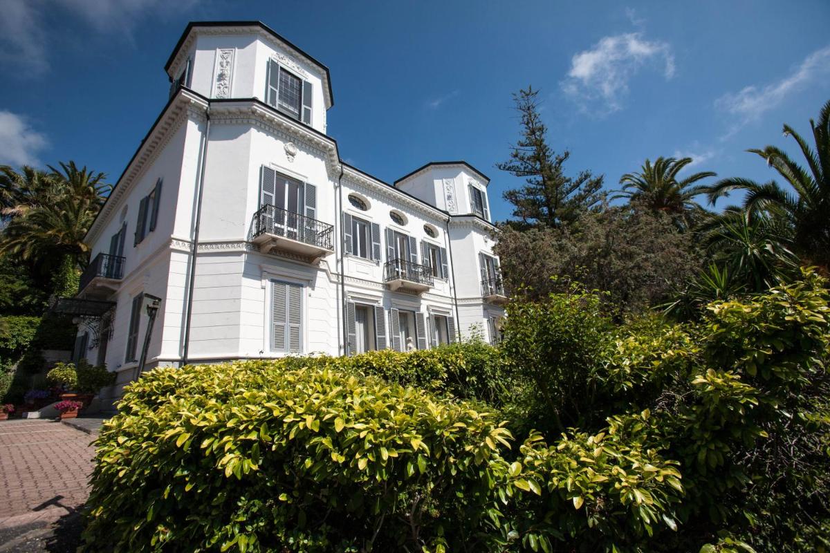 Residence RTA Villa Marina - Housity