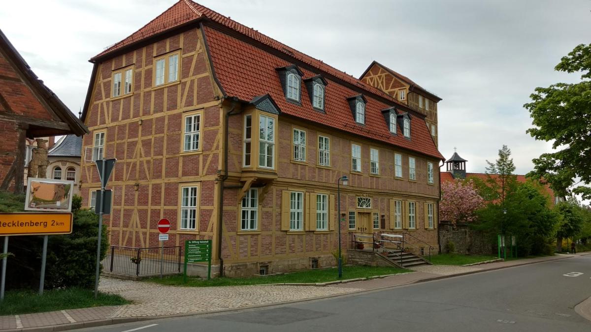 Lindenhof, Gästehaus an der Teufelsmauer - Housity