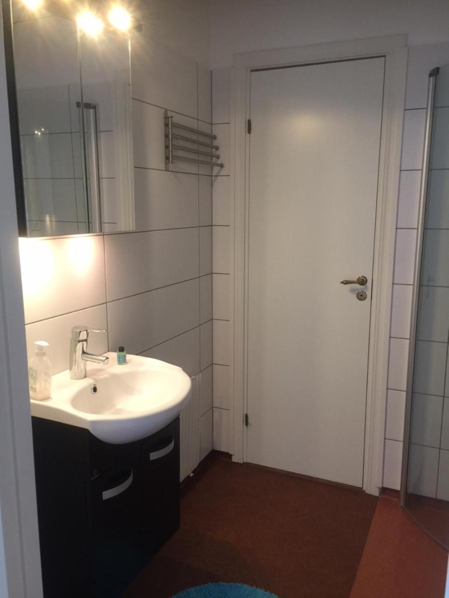 Farbror Alfreds Sjöutsikt - Housity