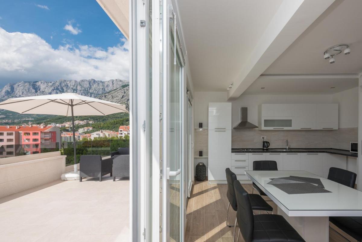 Apartments Villa Hadria - Housity