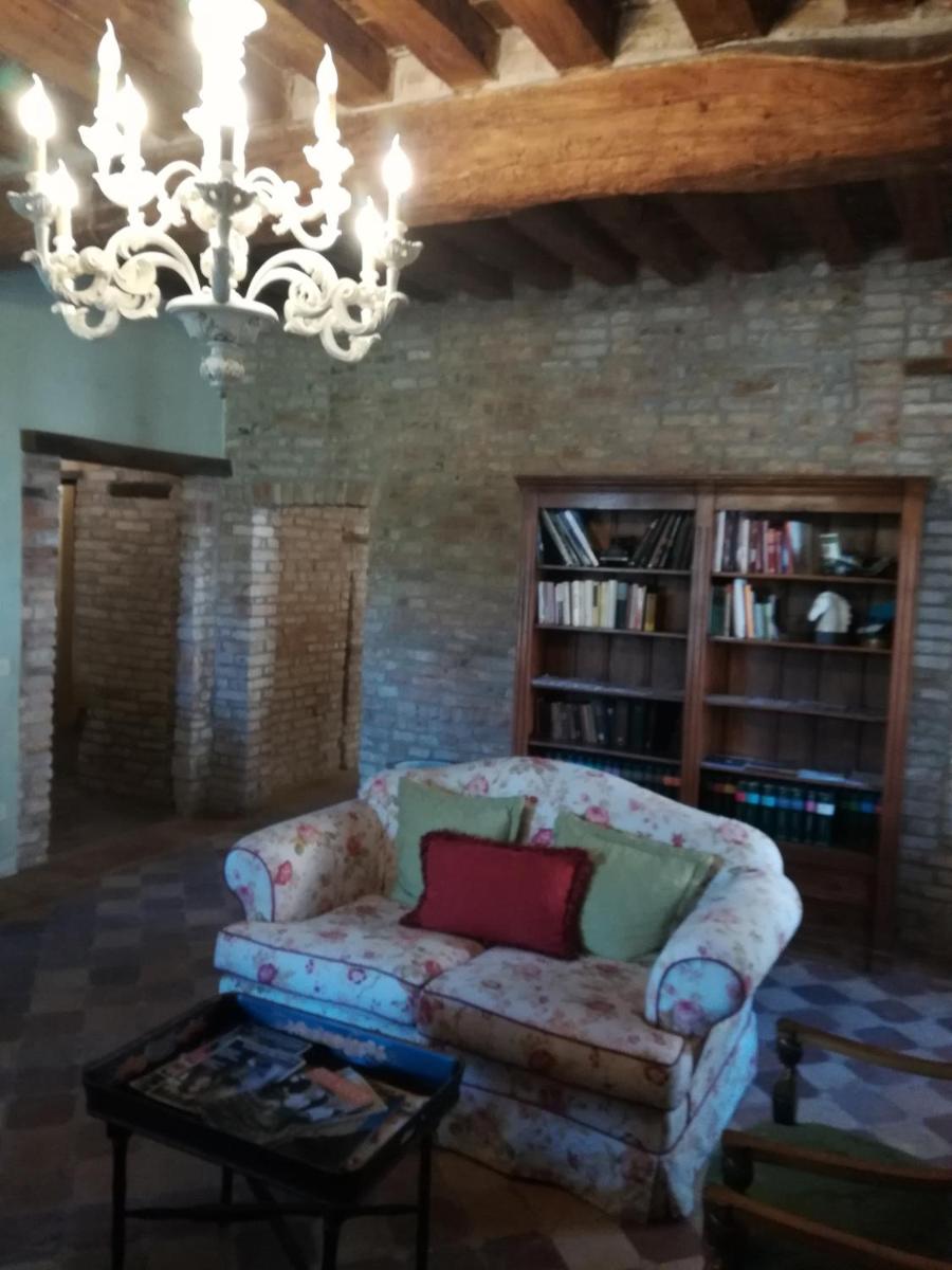Hospitale I Mori - Housity