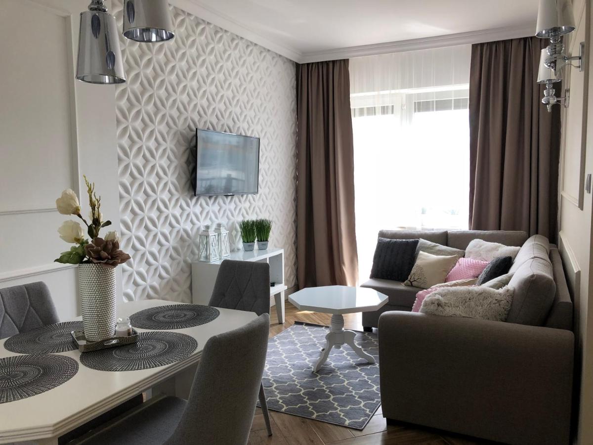Family & Business Elegant Apartments ul Warszawska - 2 Bedroom, Balcony, Parking - Housity