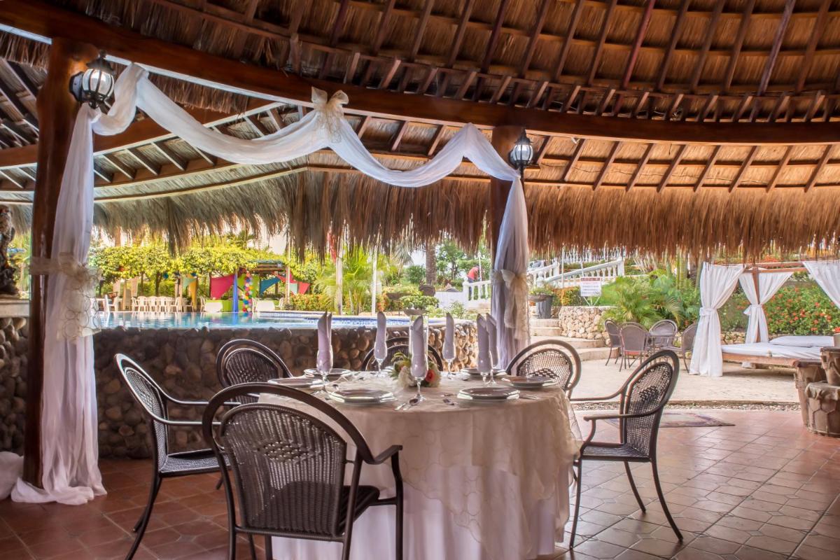 Hotel Campestre Villa Martha - Housity