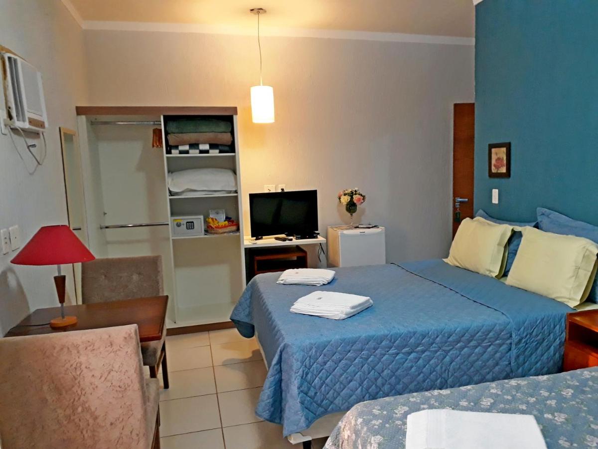 Hotel Pousada Oasis Park - Housity